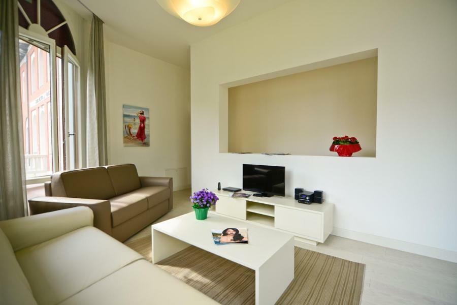 Residence La Fontaine Venedig-Lido Exteriör bild